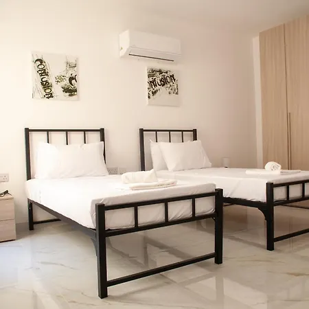Modern 3-bedroom With Balcony & Ac, Gozo * Xewkija
